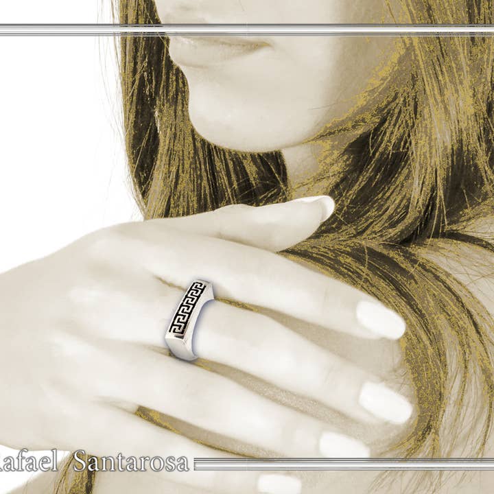 RAFAEL SANTAROSA - Venta al por mayor Anillo de banda/apilable - Anillo Meander con decoración en forma de llave griega sobre plata oxidada