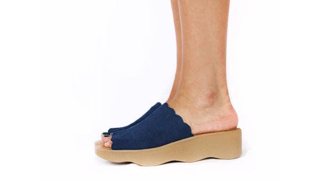 Famolare - Wholesale Sandals - Women's - Slide Over - Earth8