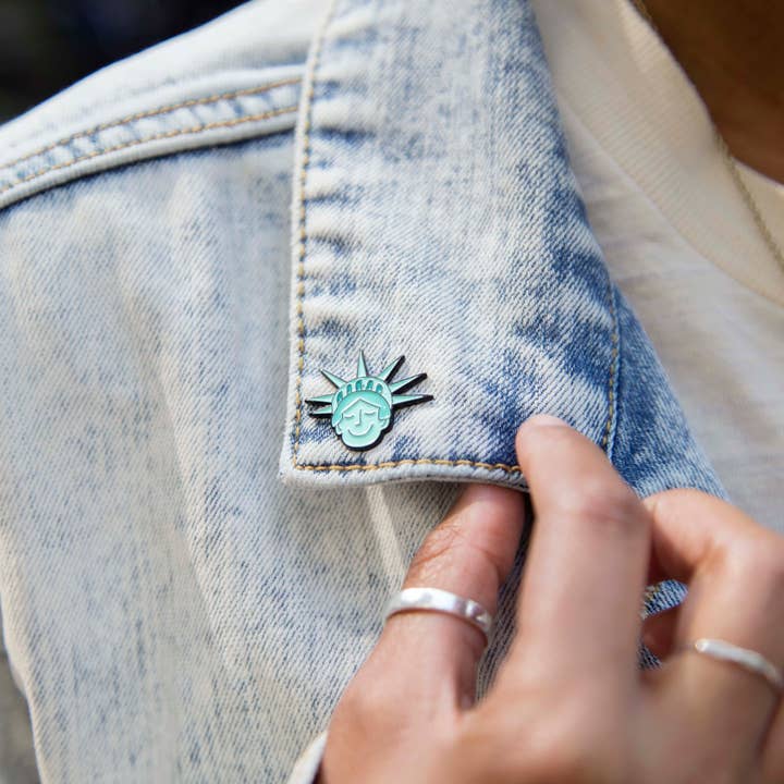 CaraCaraNYC - Wholesale Lapel Pin/Button - Sweet Lady Liberty 1" Enamel Pin4