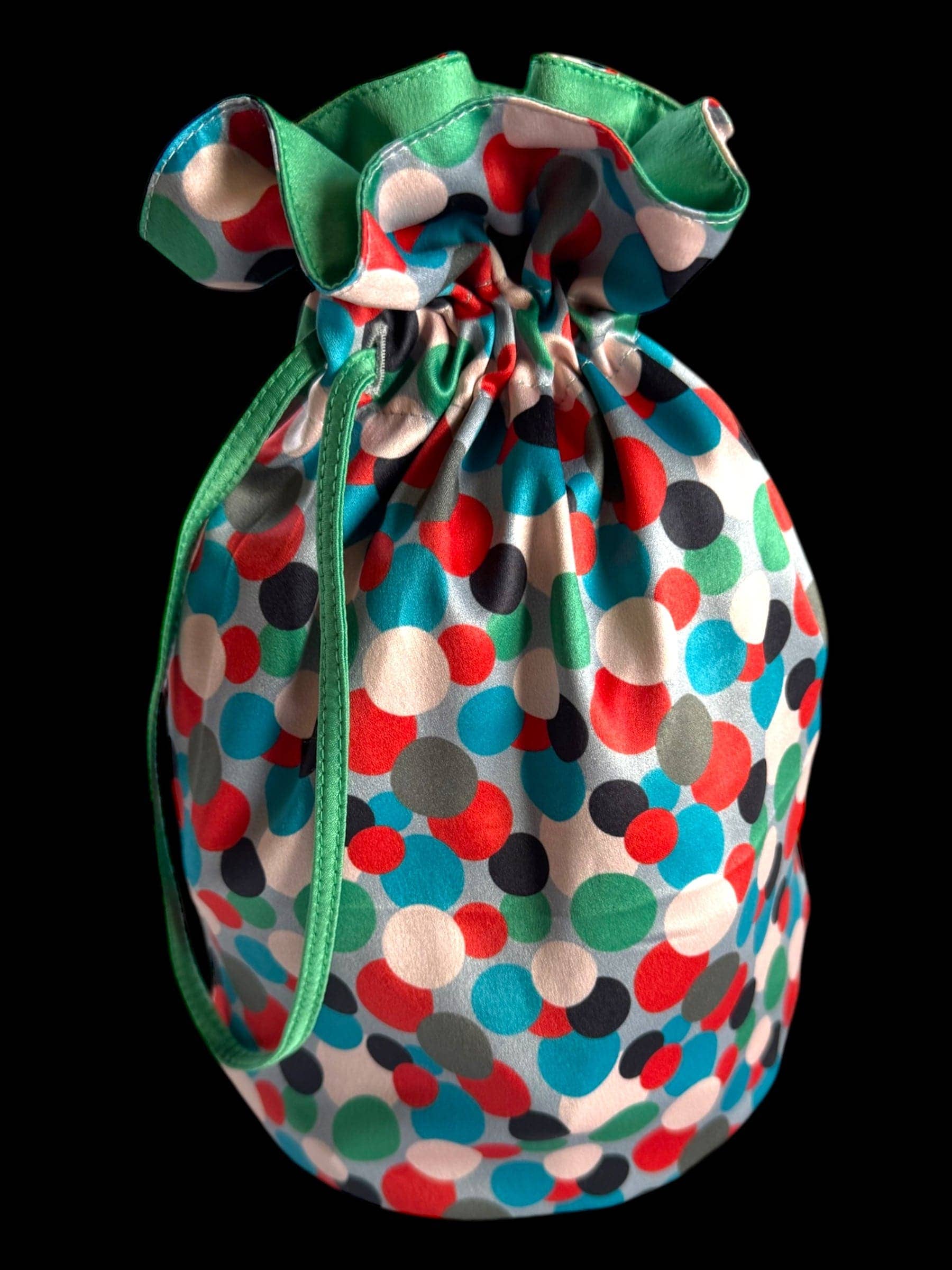 Shiki Wrap - Wholesale Gift Bag - Medium Reusable Fabric Gift Bag | Polka Dots1