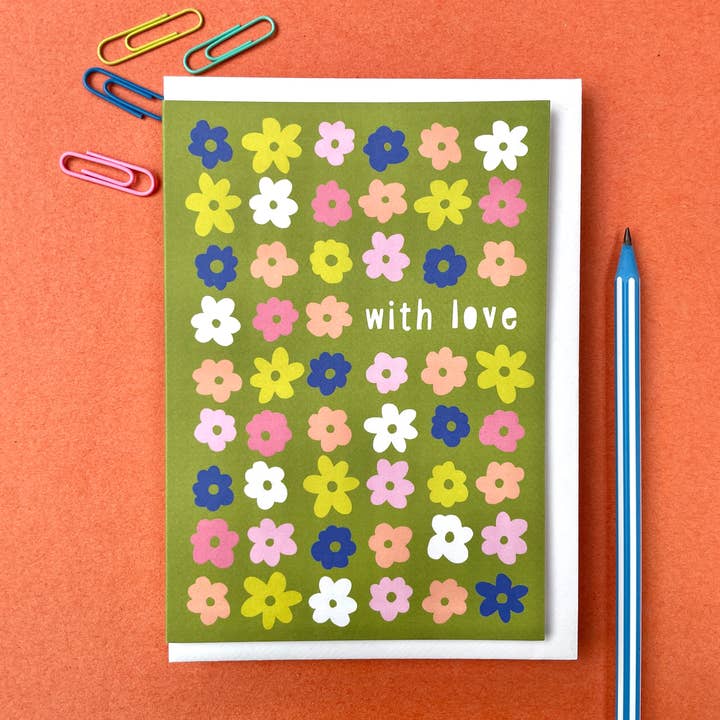 Avec des fleurs Love Retro pour la vente par Anna Treliving Design