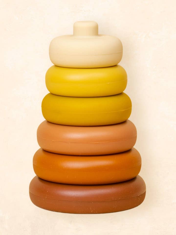 Jouet à tour empilable ronde pour la vente par Kiin Baby