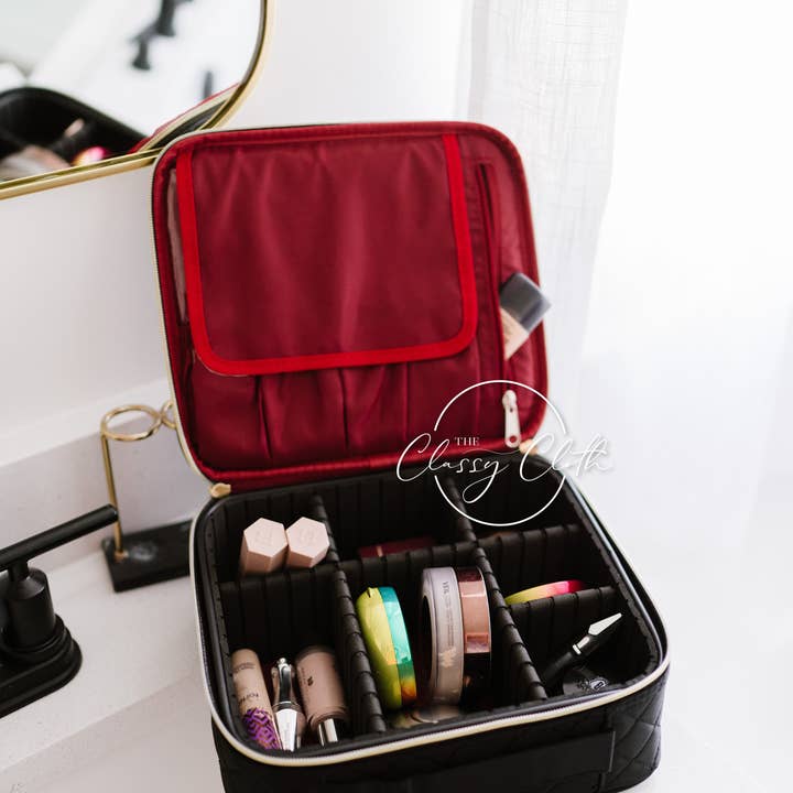 The Classy Cloth WS – wholesale Make-up/cosmetic bag – Mega Makeup Case Black Quilted RTS