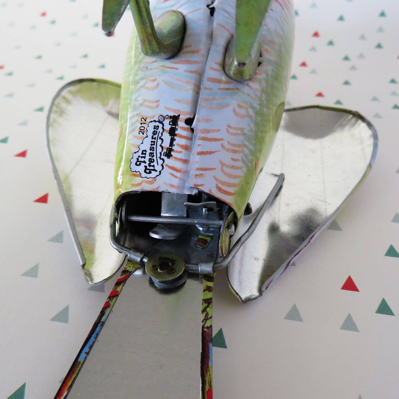 Tribal Trade GmbH - Wholesale Decorative Figurine - Tin toy singing bird songbird8