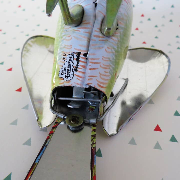 Tribal Trade GmbH - Wholesale Decorative Figurine - Tin toy singing bird songbird8