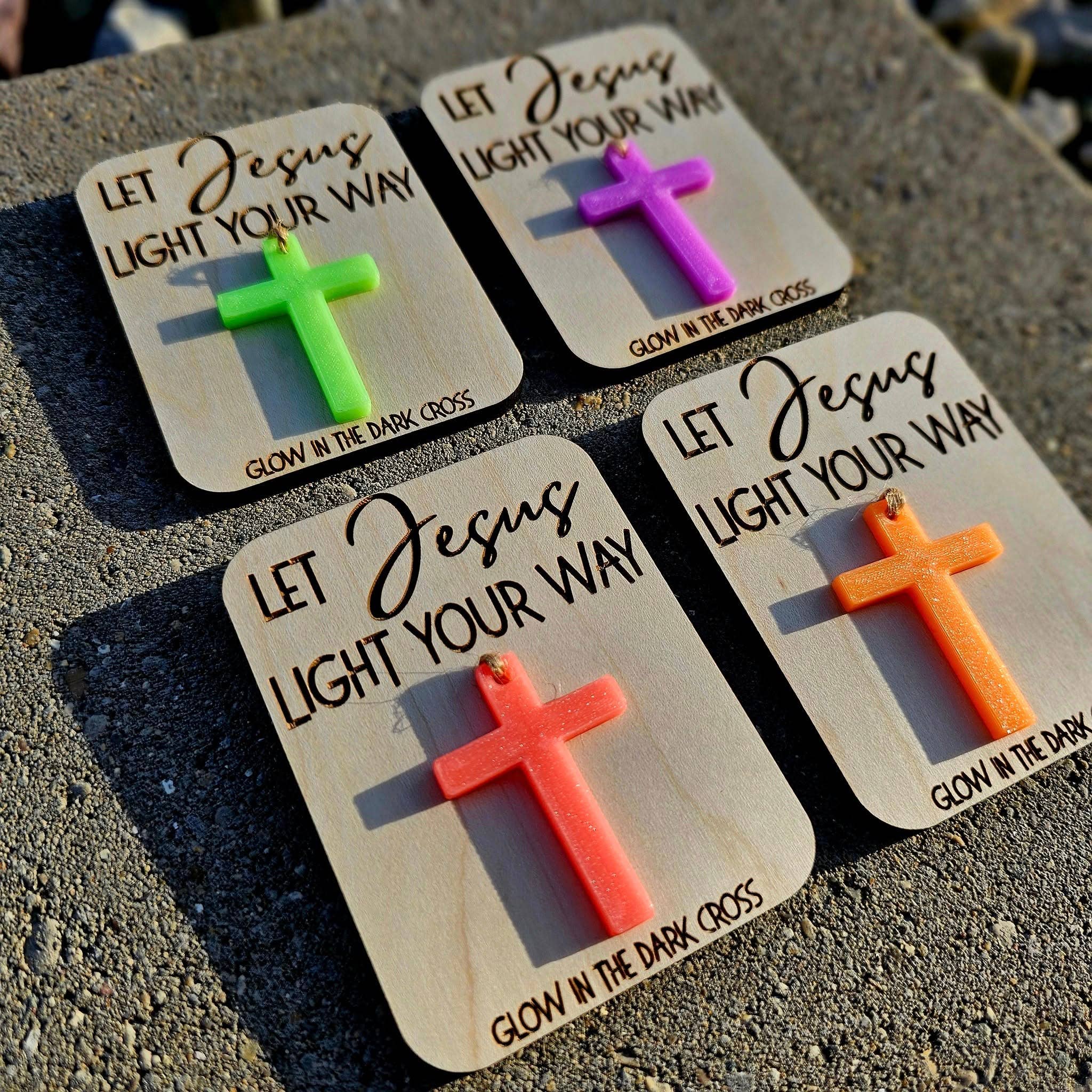 BD Lasers INC. - Wholesale Keychain - Unisex - Glow in the Dark Cross- Let Jesus Light Your Way6