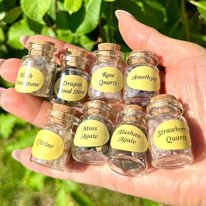 KayleeNYC - Wholesale Spiritual Stone/Crystal - Case of Natural Mini Bottles Chip Crystal Set