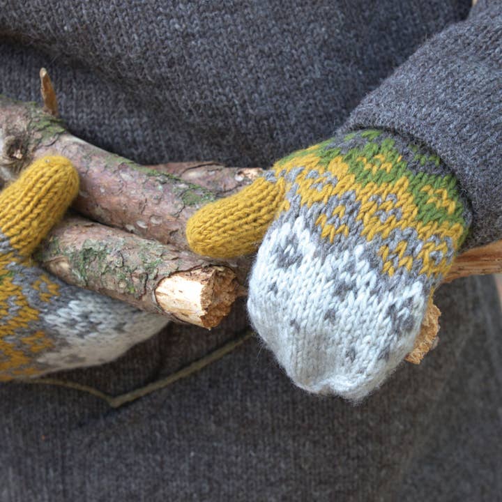 Fjall Mittens - Pure Wool - Knitted - Fair Trade for wholesale by Black Yak Ltd