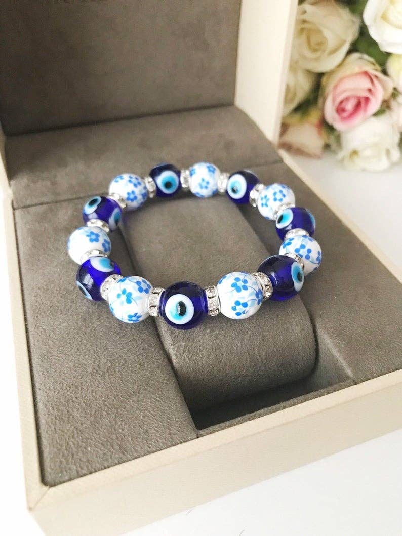 Evileyefavor – Großhandel Perlenarmband – Dehnbares Armband mit blauem Glas-Evil Eye und Keramikperlen1
