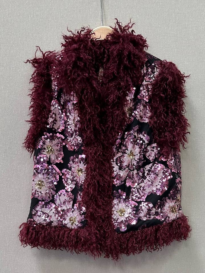 FRINGED SEQUIN VEST for wholesale by SWEET MAGIC MODA Y COMPLEMENTOS