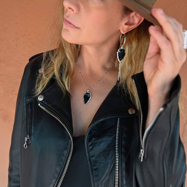 Fierce Forward Jewelry - Wholesale Pendant/Charm Necklace - Rooted in Love Obsidian Arrowhead Necklace1