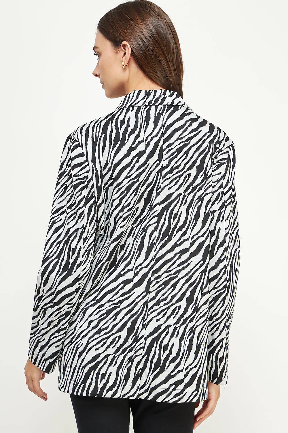 Strut & Bolt – Engroshandel Blazer - Dame – Zebra Mønster Strik Blazer6