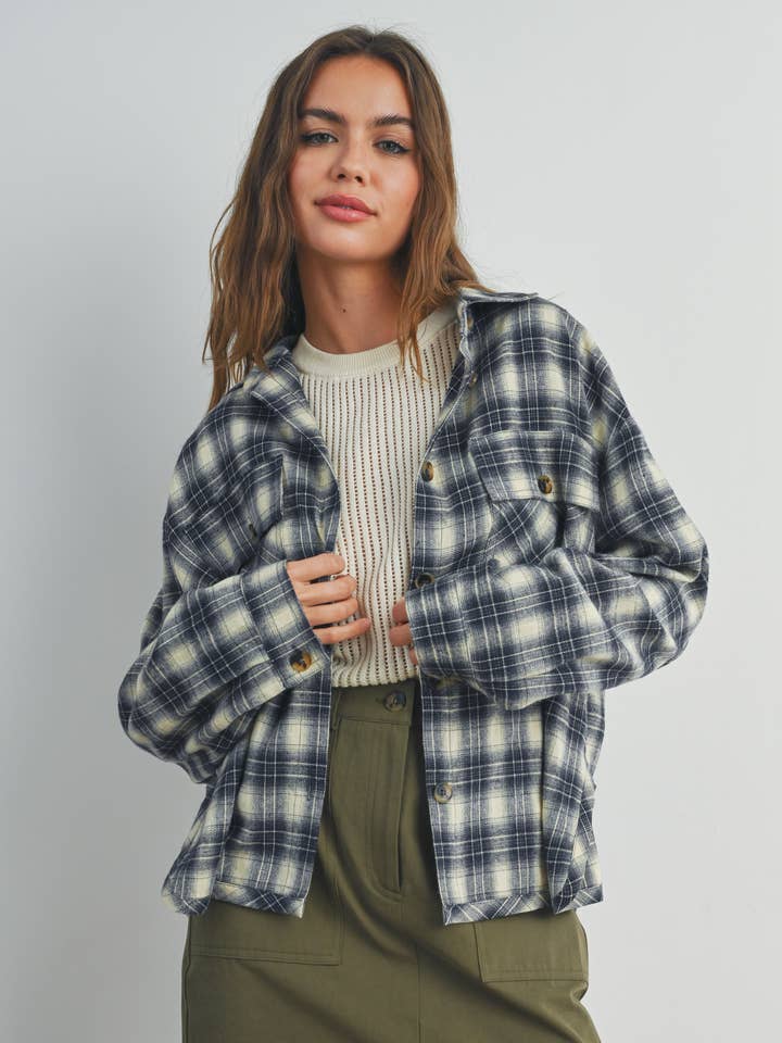 BUTTERMELON - Wholesale Shirt Jacket/Shacket - Women's - Plaid Long-Sleeve Shirt Jacket - BMJ7328