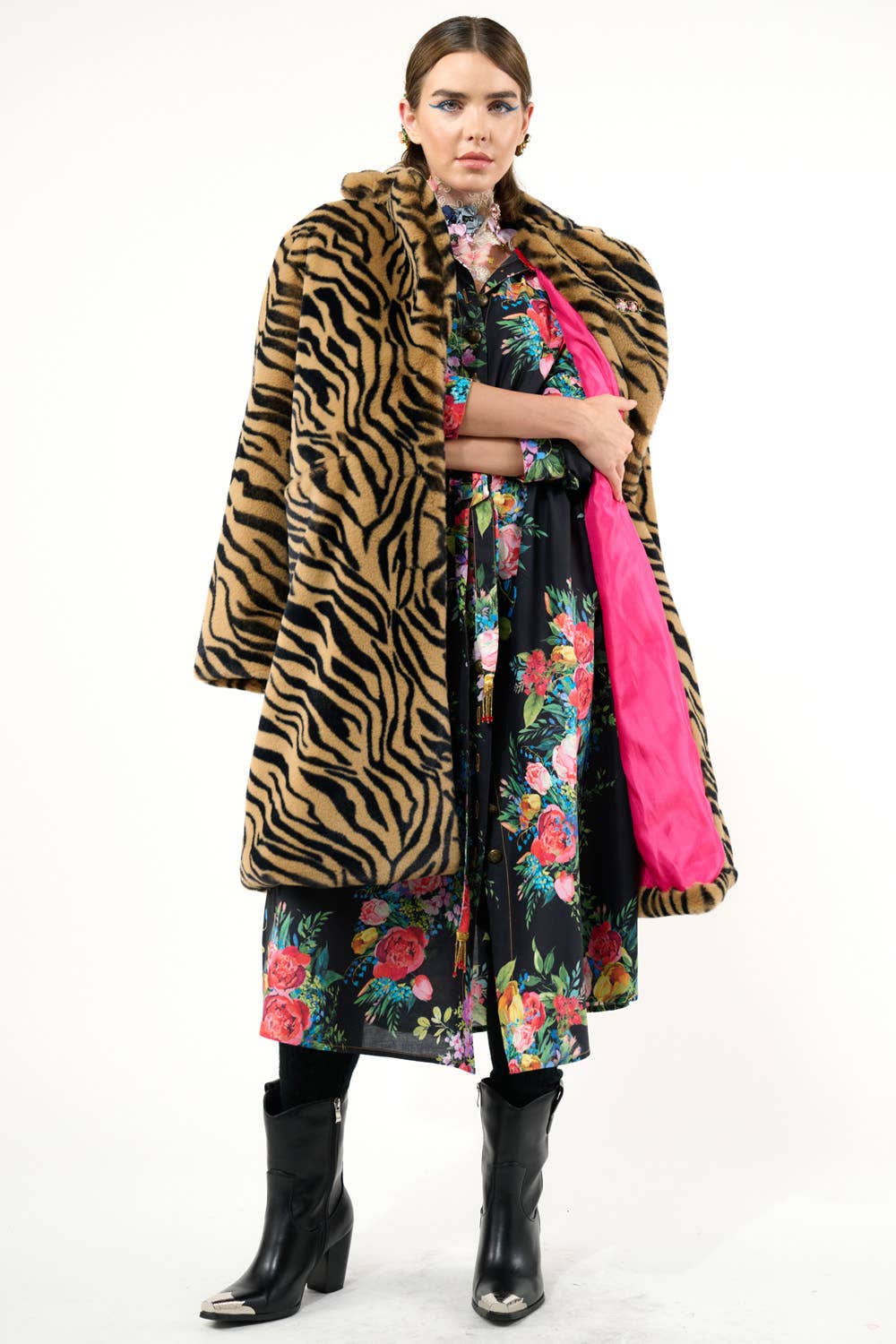 Black Floral Zinnia Shirt-Dress for wholesale on Faire20