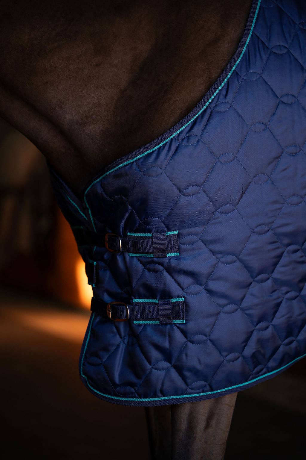 JPC Equestrian – wholesale Horseback riding gear – TuffRider Comfy Standard Neck Medium Weight Stable Blanket- 420D, 150GSM2