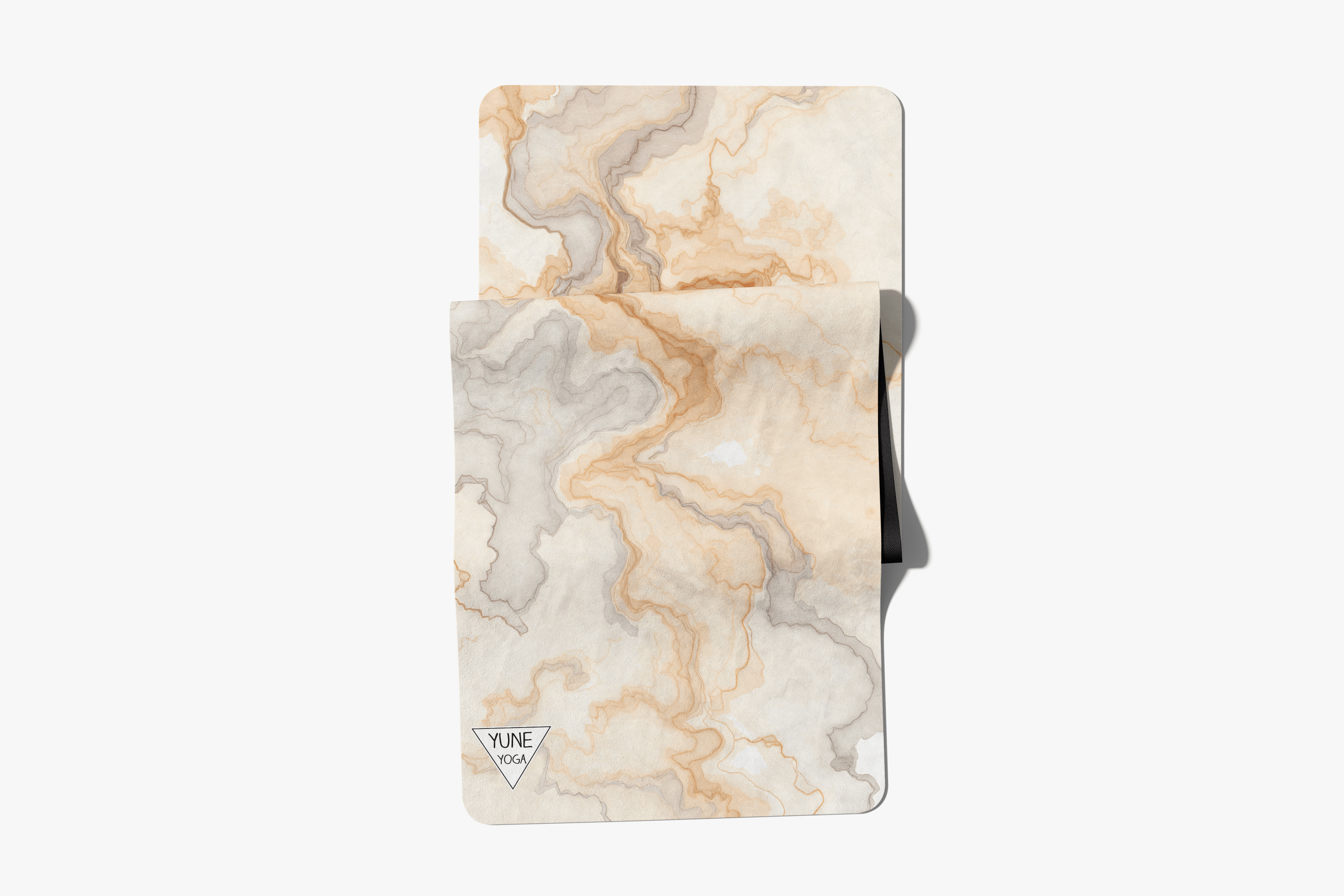 Yune Yoga - Vente Tapis de yoga - Tapis de yoga de voyage pliable Calacatta – Tapis léger de 2 mm, antidérapant et écologique pour la pratique en déplacement | Yune Yoga3