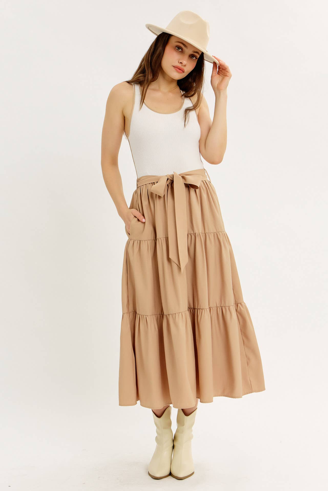 idem ditto - Wholesale Dress - Women's - MIXED MEDIA TIERED RUFFLE SWEATER TANK MIDI DRESS WITH BELT6