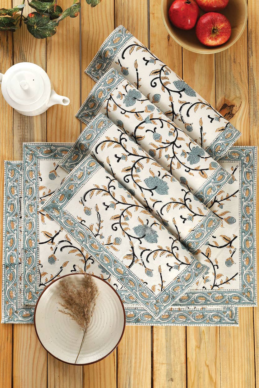 Sevya Handmade – Engroshandel Dækkeserviet – Sølvfarvede blomster-bordskånere, sæt med 64