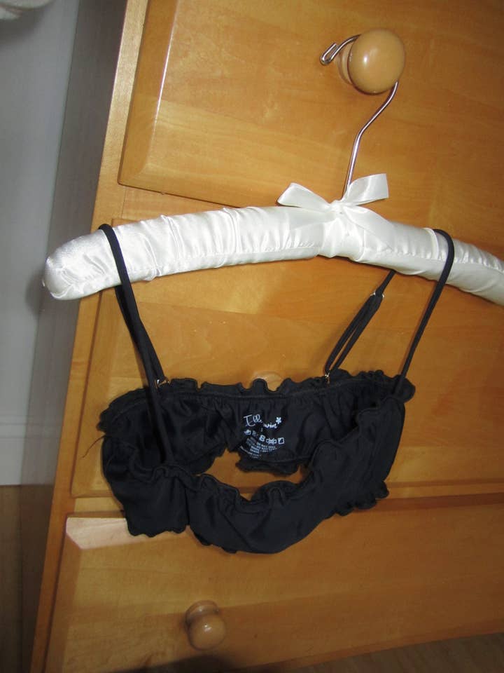 Haut Jane | Noir pour la vente par Elle’s swim