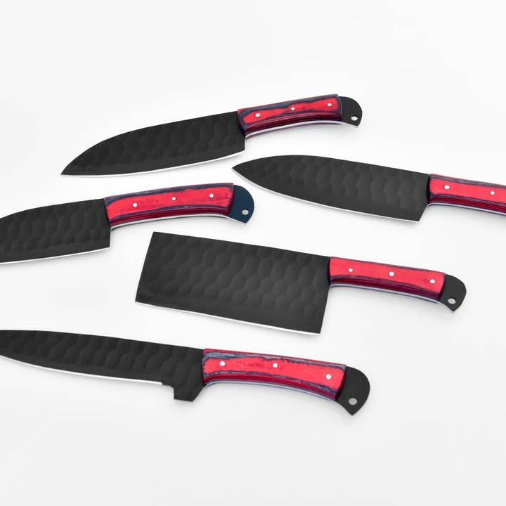 Titan International - Wholesale Knife Set - 5-Piece Knife Set / With Leather carry Bag