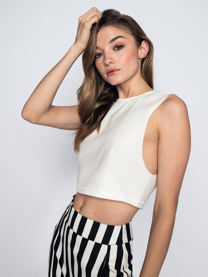 Crop top CD Bella Blanc pour la vente par Christina Dienst