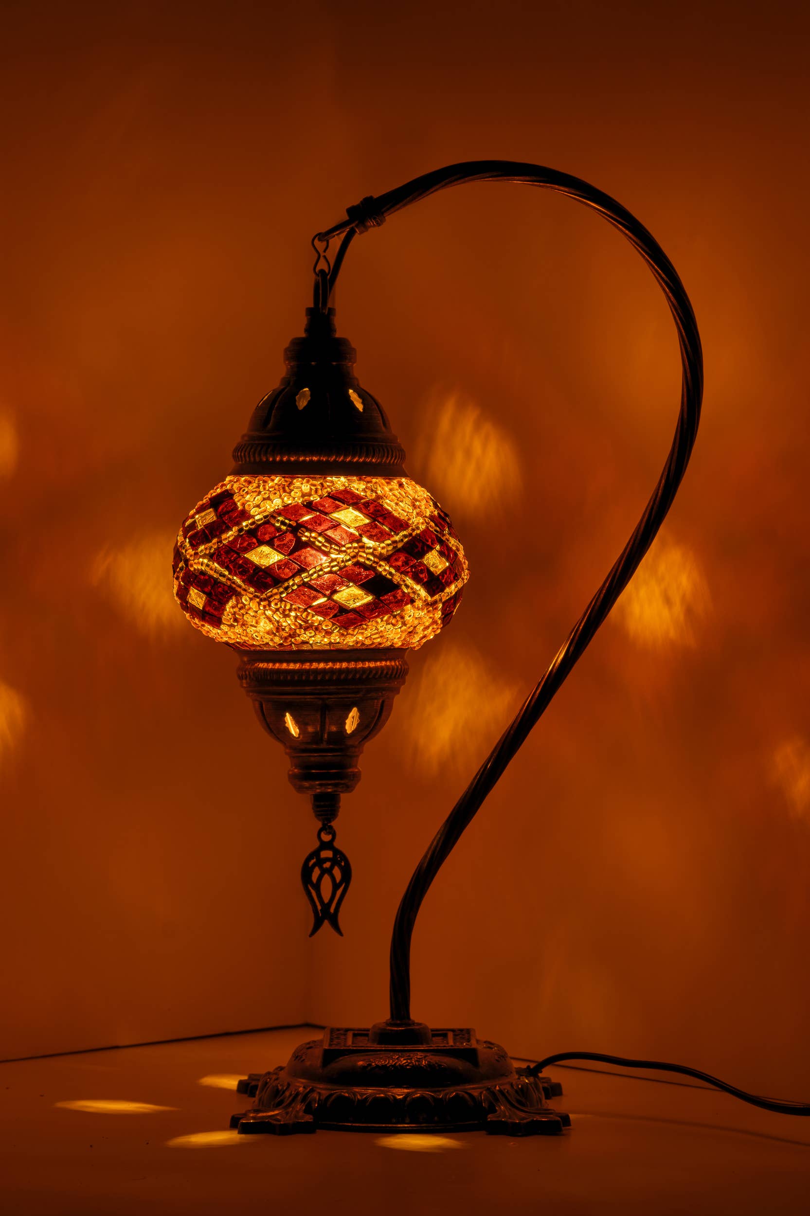 KAFTHAN - Wholesale Accent/Desk Lamp - Swan Neck Mosaic Lamps | Christmas & Holiday Decor Lighting43