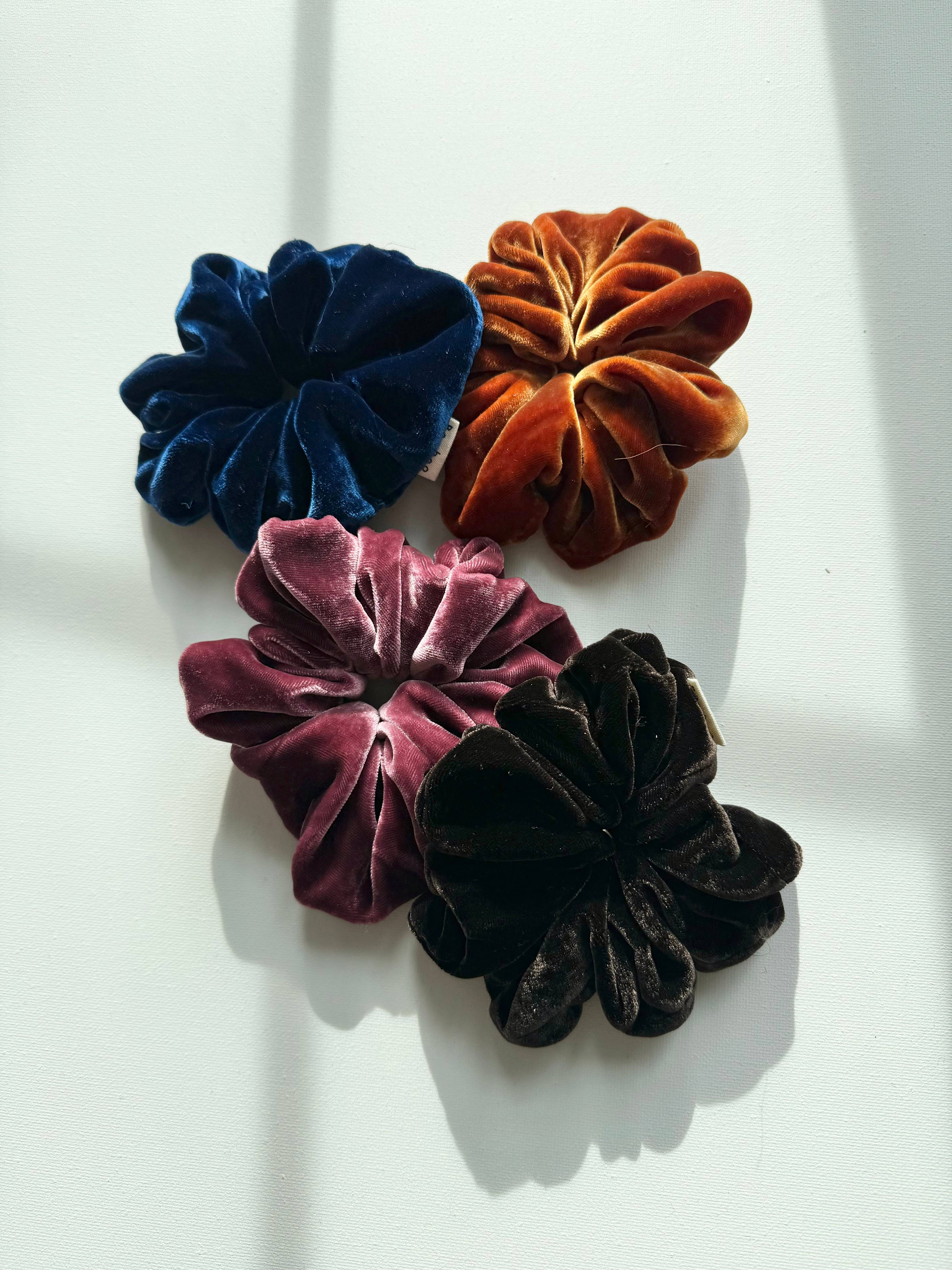 Billy Bamboo - Wholesale Scrunchie - Women's - SILK VELVET SCRUNCHIES - heritage12