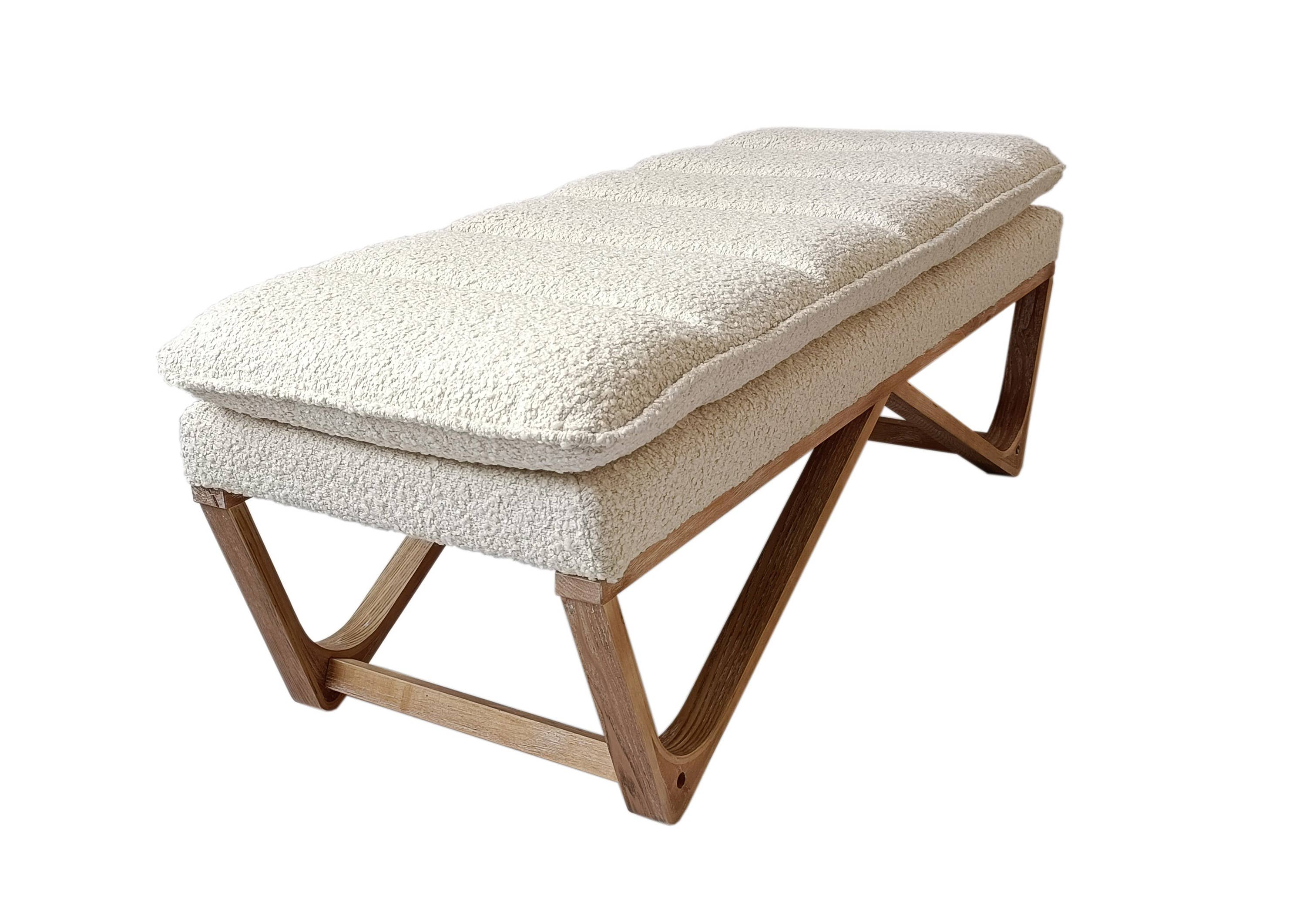 Seat4uhome - Vendita all'ingrosso Panche - Panca Hendrehaim Boucle imbottita con cuscino da 48"1