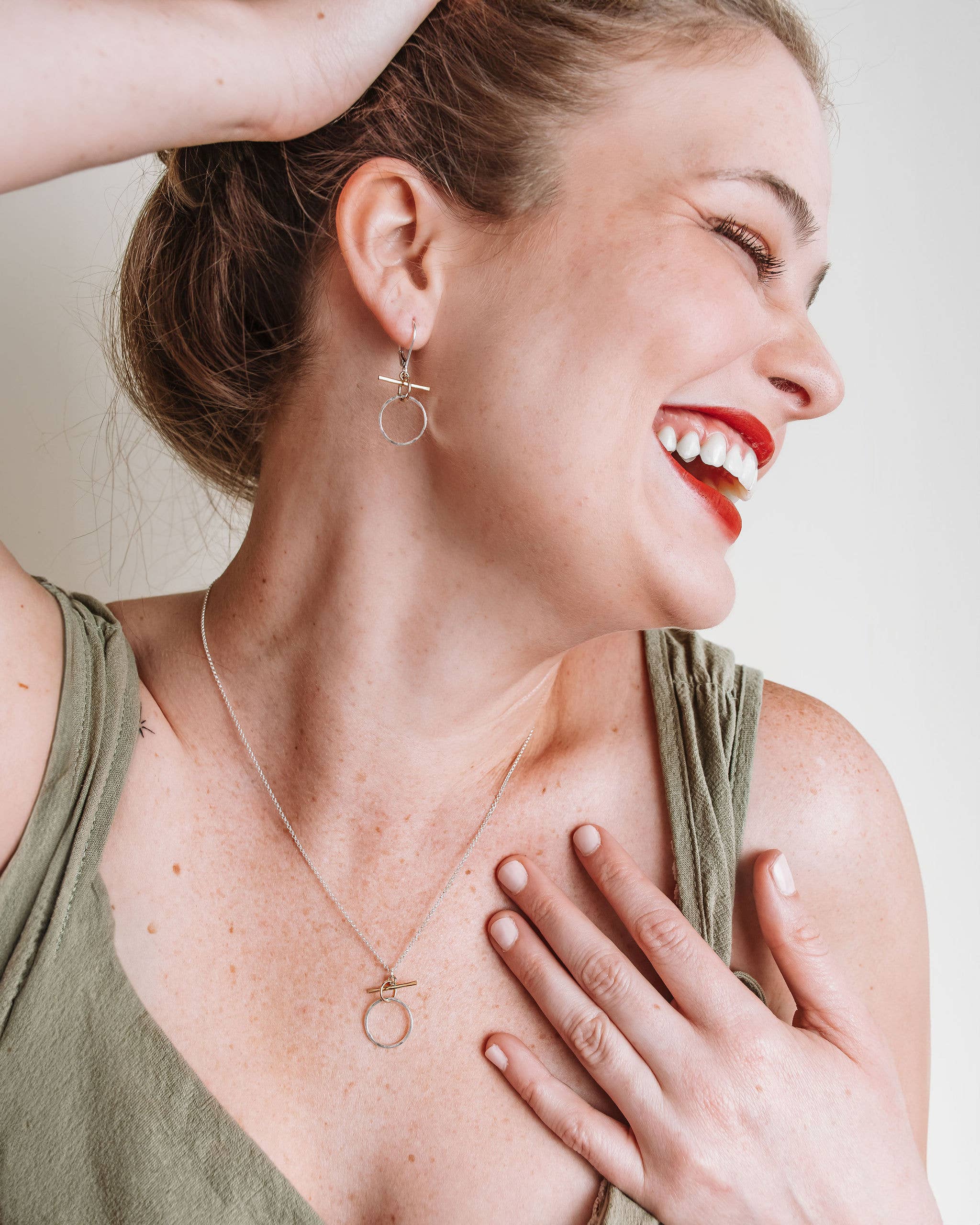 Freshie & Zero - Wholesale Pendant/Charm Necklace - Pixie Necklace, Hammered Silver Circle & Gold Bar1