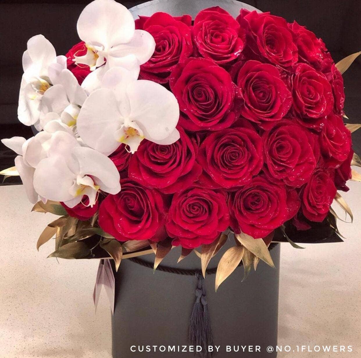 UNIKPACKAGING – wholesale Gift box – Set of 3 Round Flower/Gift Boxes with Tassel Detail12