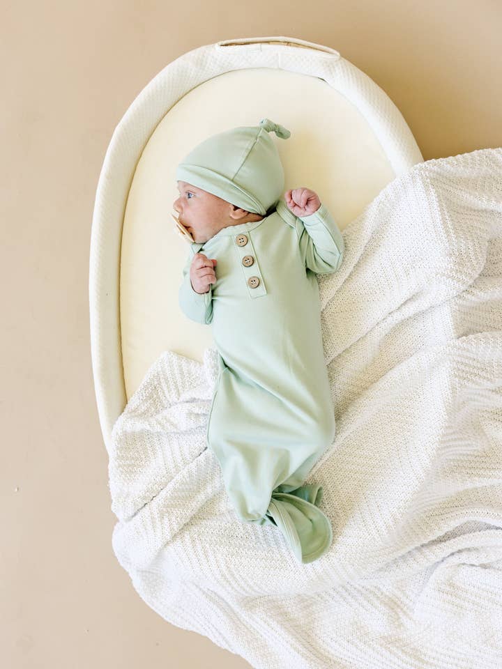 Little Joy Co. - Wholesale Babygown Set - Baby - Newborn Bamboo Gown & Hat Set3