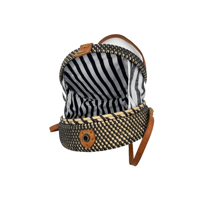 Cantiq Living - Wholesale Crossbody bag – Women's - Andrea Braided Canteen Bag (Black)1