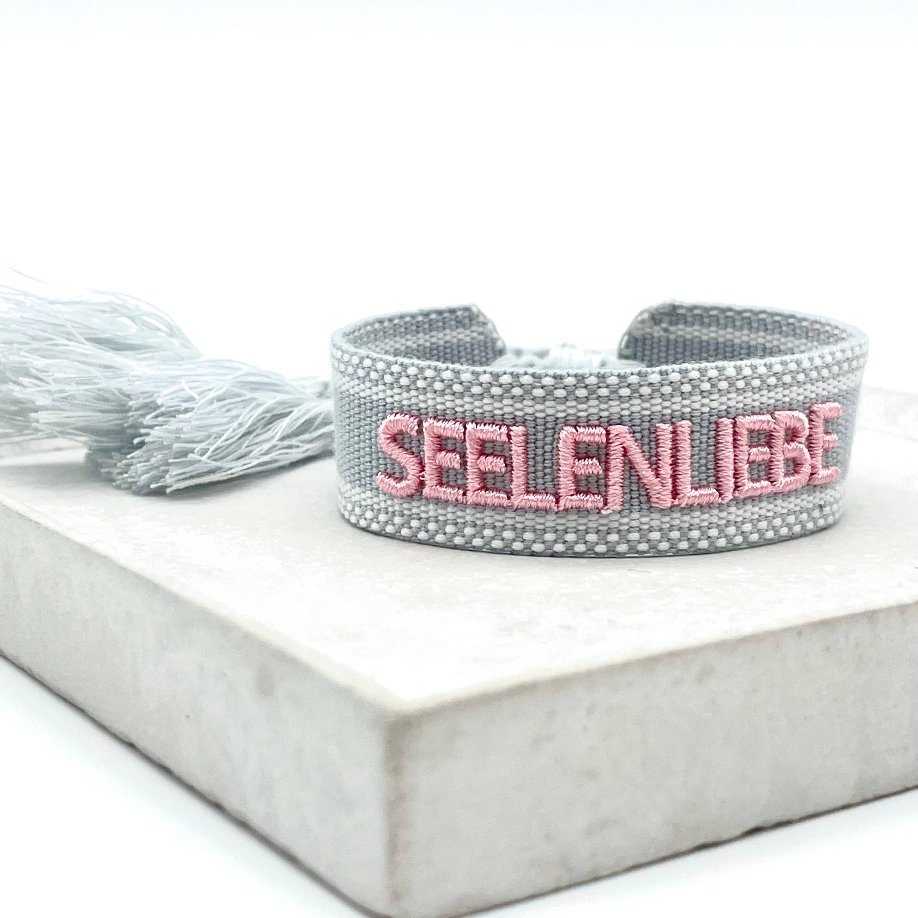 Parsley & Pepper - Vente Bracelet tissé/tressé - Bracelet tendance SOULENLIEBE tissé et brodé1