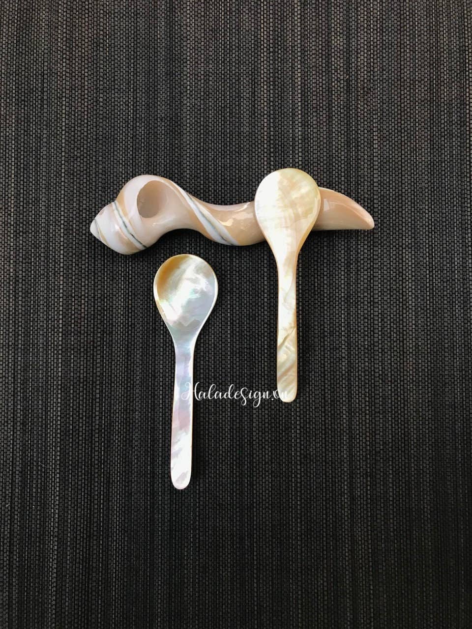 Hala Design - Wholesale Table Spoon (Cutlery) - Golden Oyster Mother of Pearl Caviar Spoon2