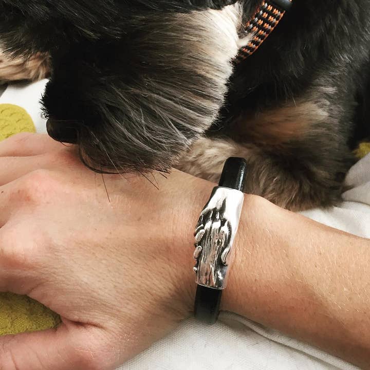 Hand and Paw Project – Großhandel Armreif – Hundepfoten-Leder-Armband - Hand & Pfoten-Projekt™ Schmuck