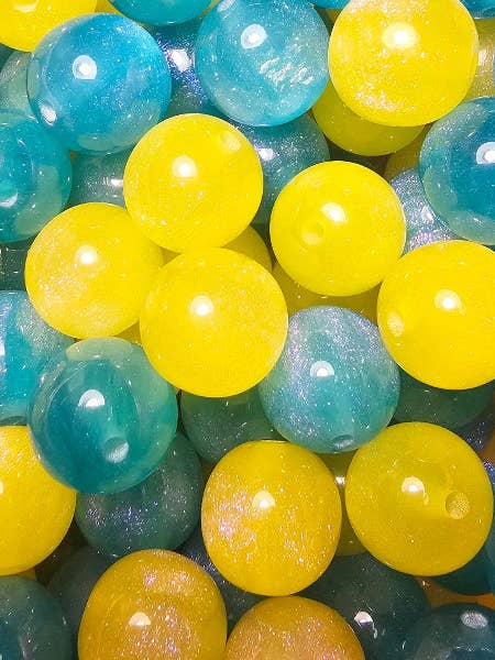 10 pcs - Glitter Resin Beads - Flounder Mix - 16 MM for wholesale by MadiLind's Crafting Corner, LLC