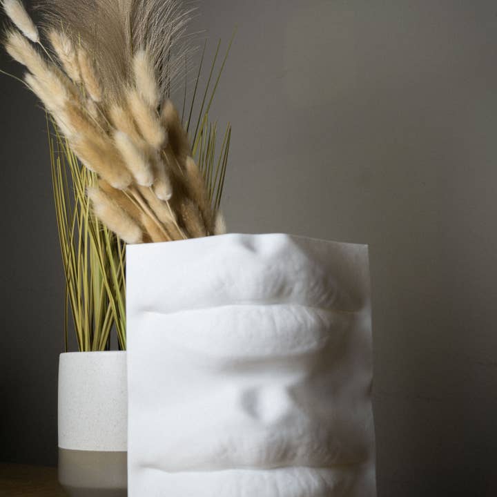 Vase à lèvres double femme, jardinière de tête - PLA imprimé en 3D, blanc pour la vente par alterly