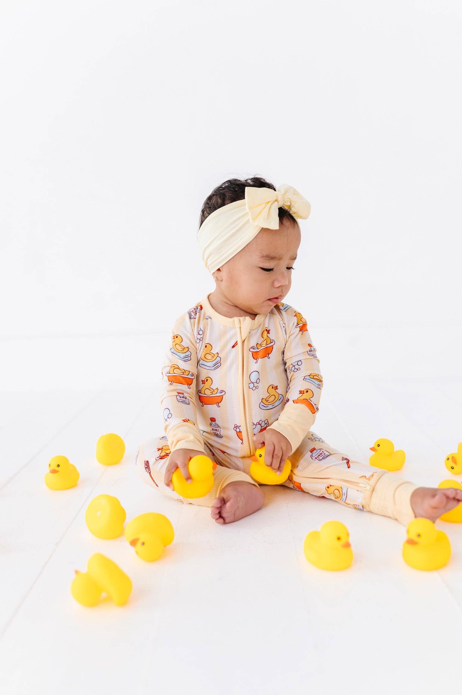 Kiki + Lulu - Wholesale Jumpsuit - Baby - Bath Convertible Footies2