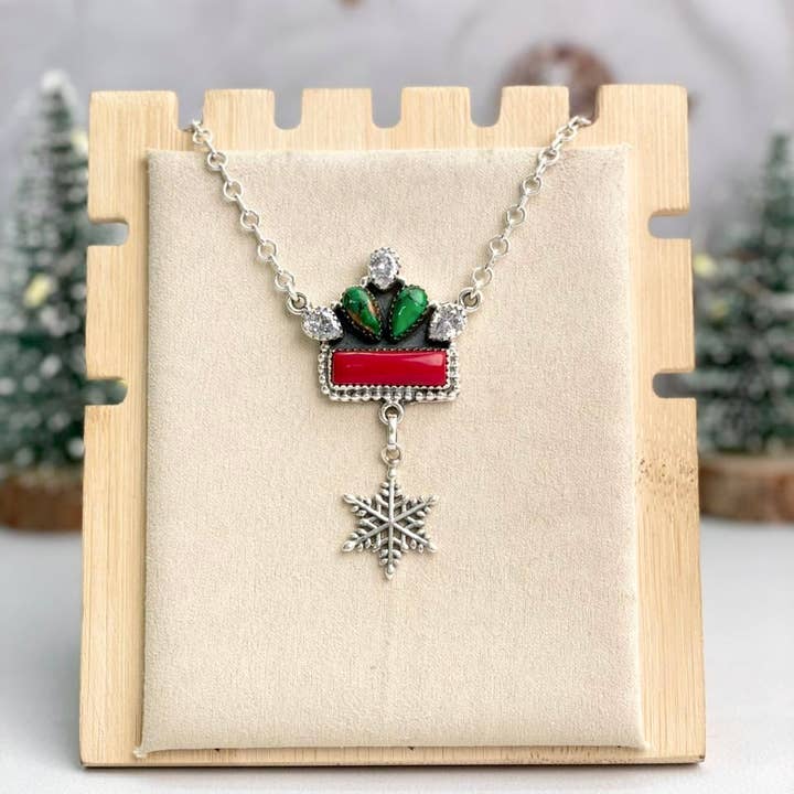 Krush Kandy - Wholesale Pendant/Charm Necklace - Snowflake & Bar Cluster Necklace