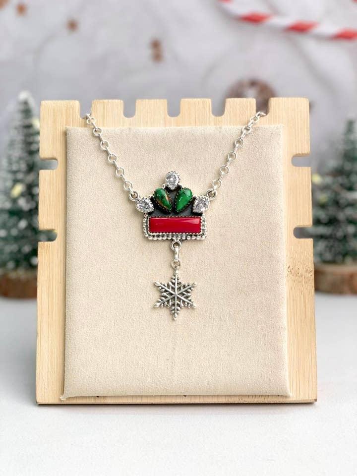 Collana con Fiocco di Neve e Gruppo di Barrette per la vendita all'ingrosso da parte di Krush Kandy