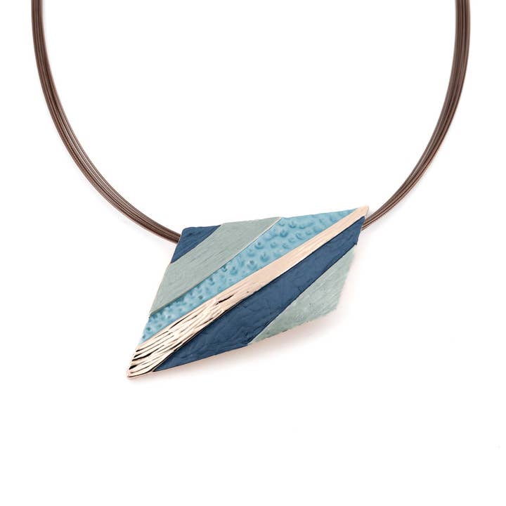 Striped rhombus necklace for wholesale by KLK