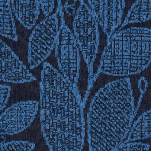 McKernan - Wholesale Hand Warmer - Meander Wristwarmers – Superfine Wool with Leaf Motif4