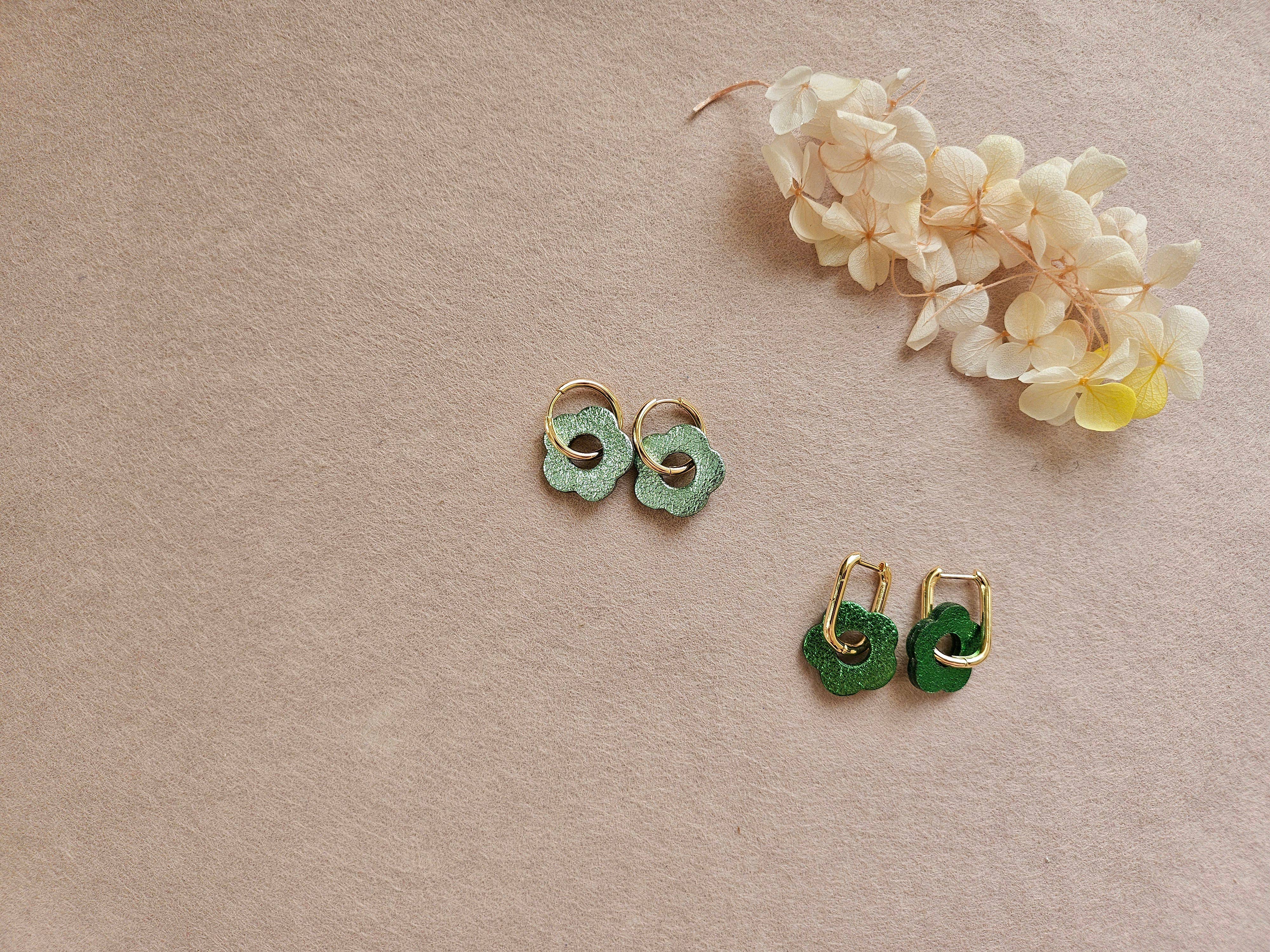 Royal marais - Wholesale Hoop Earrings - upcycled leather flower hoops 2