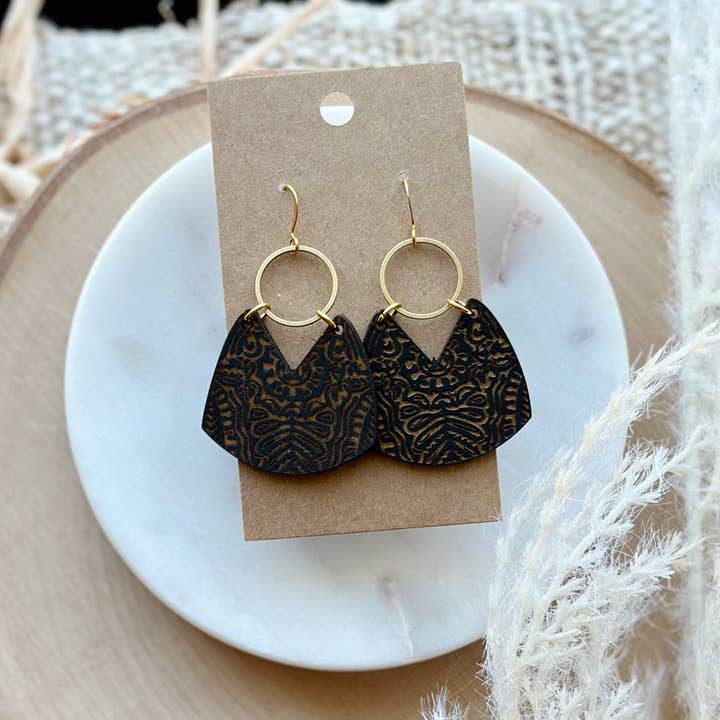 Wicket Goods - Wholesale Dangle Earrings - Quinalt | Coal