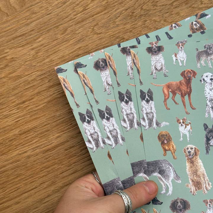 Papier à motifs A4 avec chiens - Lot de 4 pour la vente par Lucy Locks Art
