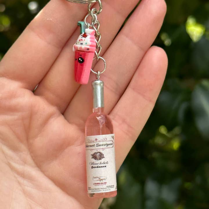 Arcfo Jewelry - Wholesale Keychain - Unisex - Mini Pink Wine Bottle Keychain with Cup and Dessert Charms1