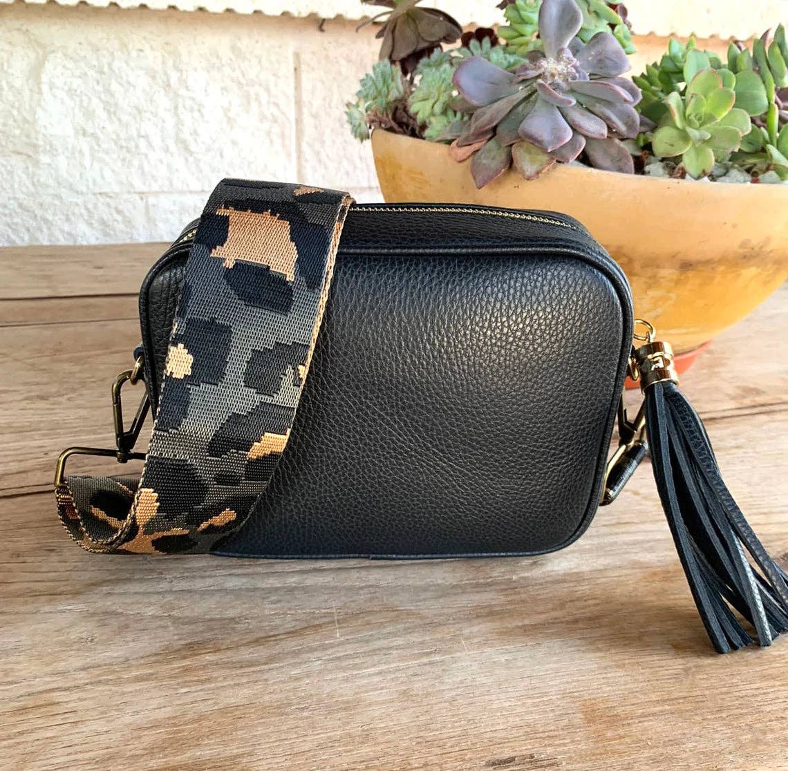 MiMi Wholesale - Wholesale Crossbody Bag - Women's - TG10204 Solid Color Tassel Camera Crossbody Bag33