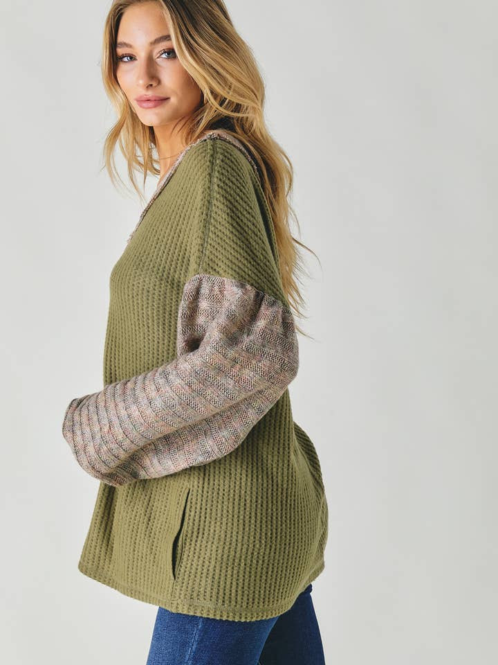 Davi & Dani - Wholesale Tunic - Women's - PLUS COLOR BLOCK V NECK LONG SLEEVE TOP16