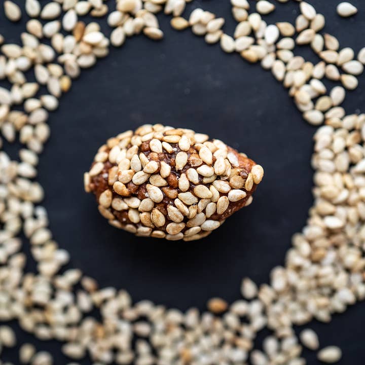 Happy Hours en Biovallée - Wholesale Nuts - Organic Bulk Honey Sesame Almond - 5kg carton1