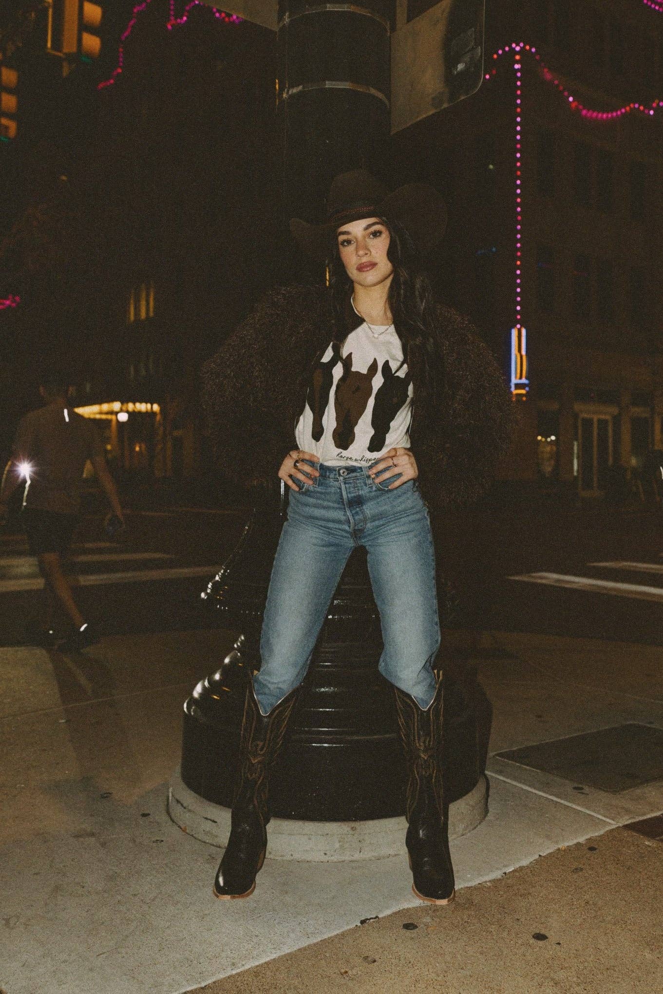 Rodeo Hippie - Wholesale Jacket - Women's - LUXE COWGIRL FAUX FUR JACKET IN BROWN (Pre-pack 2/2/2/1)4